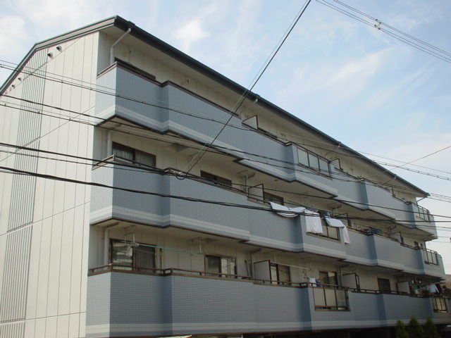 堺市堺区東湊町（南海本線湊駅）のマンション外観